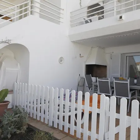 Apartment Pilar *